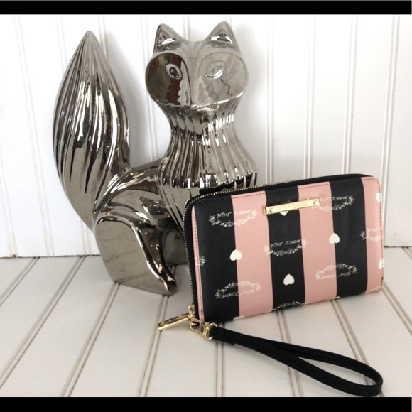 Betsey Johnson Handbags - Betsy Johnson Zip Around Wallet/ Wrislet